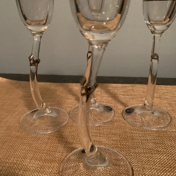 Bohemian Crystal Cordial Etched Gold Stemware - Picture 4 of 6